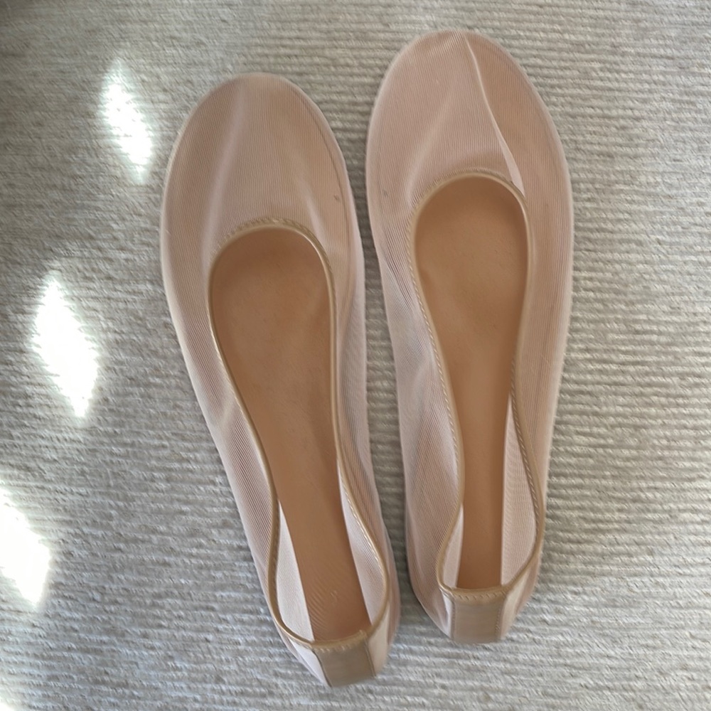 Brand new nude mesh flats. Size 9